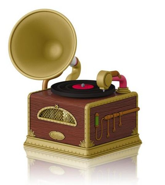 Santa's Merry Phonograph
