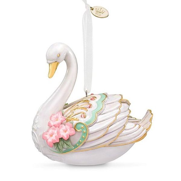 Stunning Swan