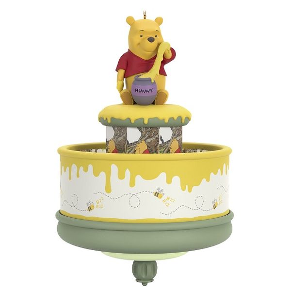 Winnie the Pooh and the Honey Tree