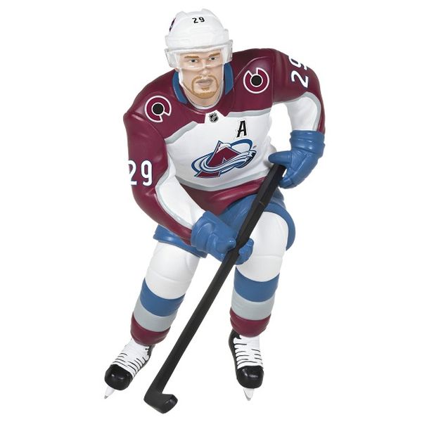 Nathan MacKinnon