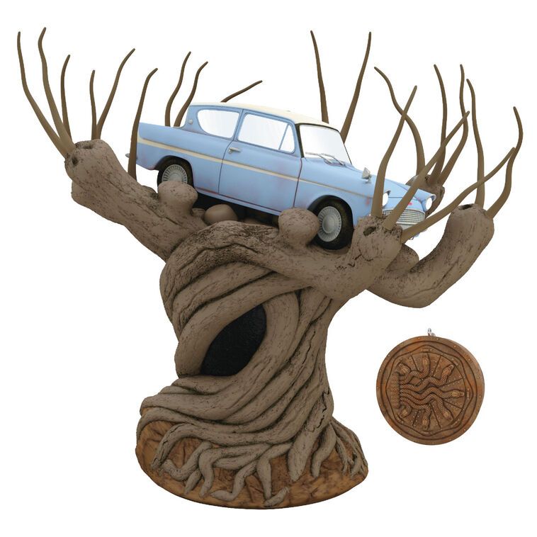 Flying Ford Anglia in the Whomping Willow Tree Topper