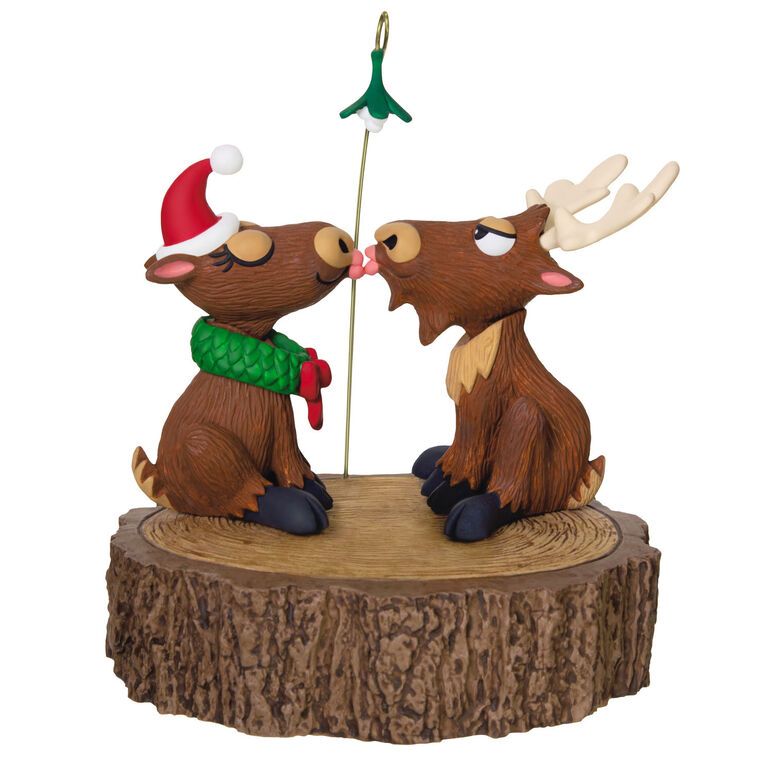 Merry Kiss-Moose
