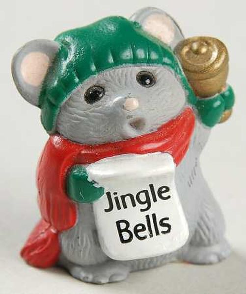 Mouse Caroler