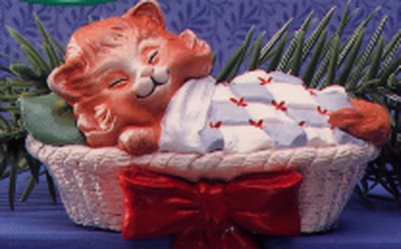 Kitten in Basket - Stocking Hanger
