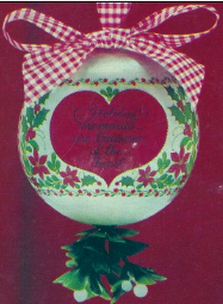 Holiday Memories Kissing Ball