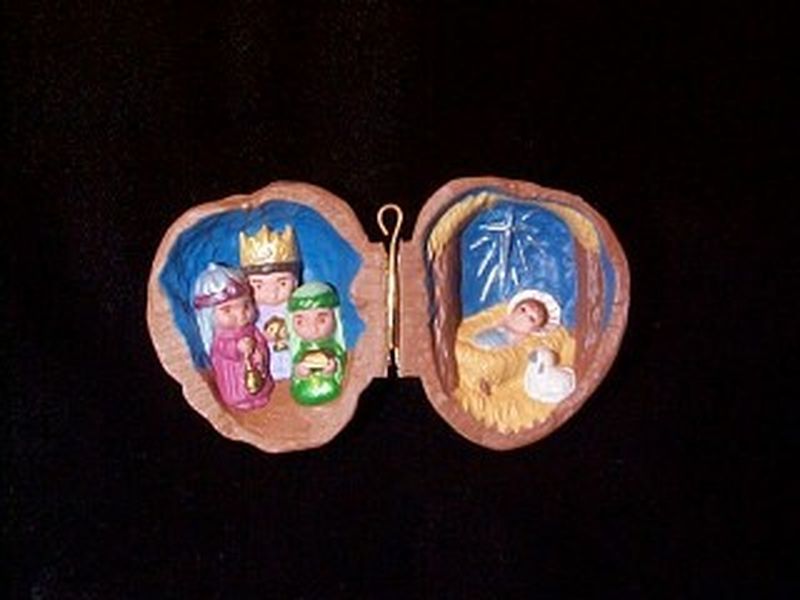 Nutshell Nativity