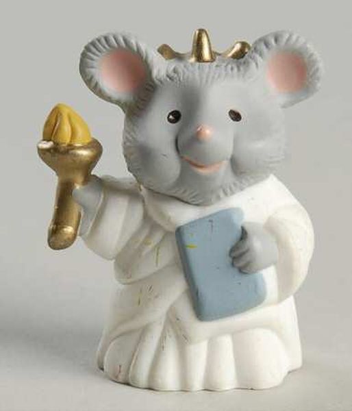 Mouse Statue of Liberty