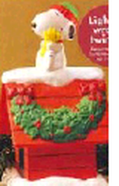 Snoopy with Wreath - Stocking Hanger