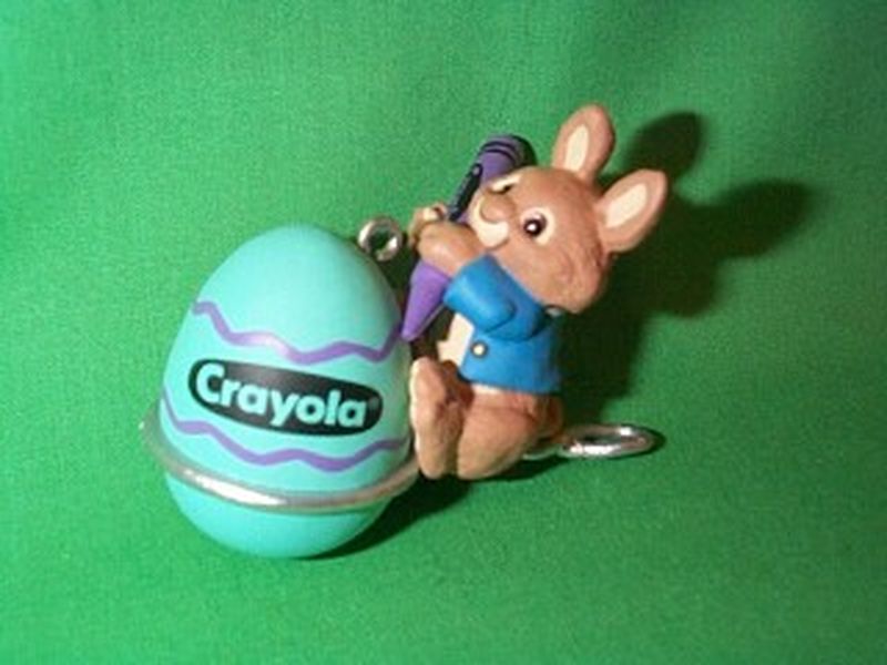 Eggs-pert Artist Crayola