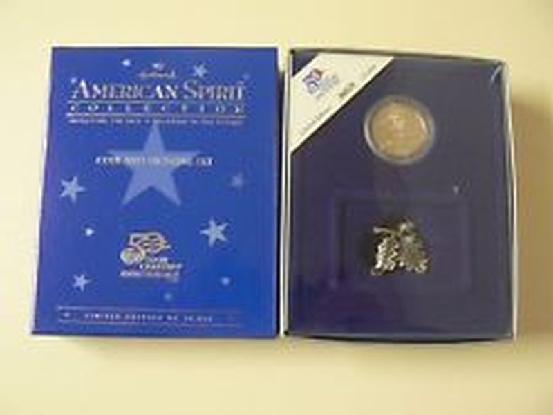 Connecticut Coin and Figurine Set