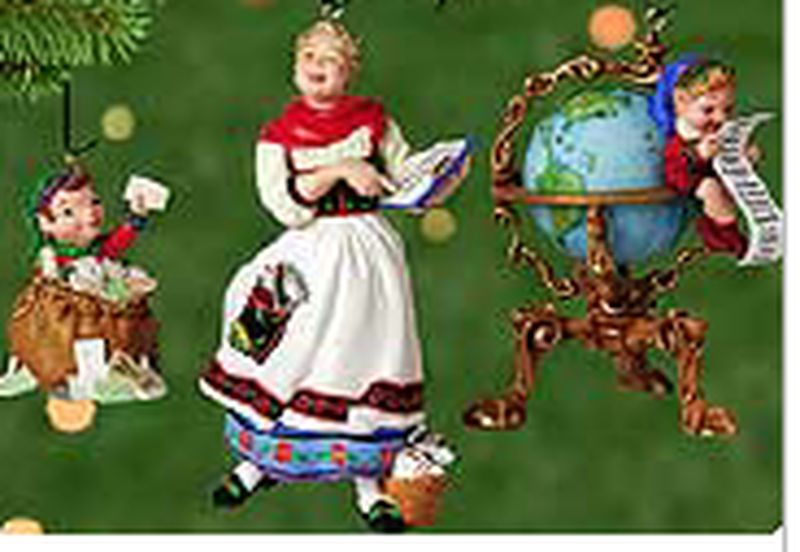 Lettera, Mrs. Claus, & Globus