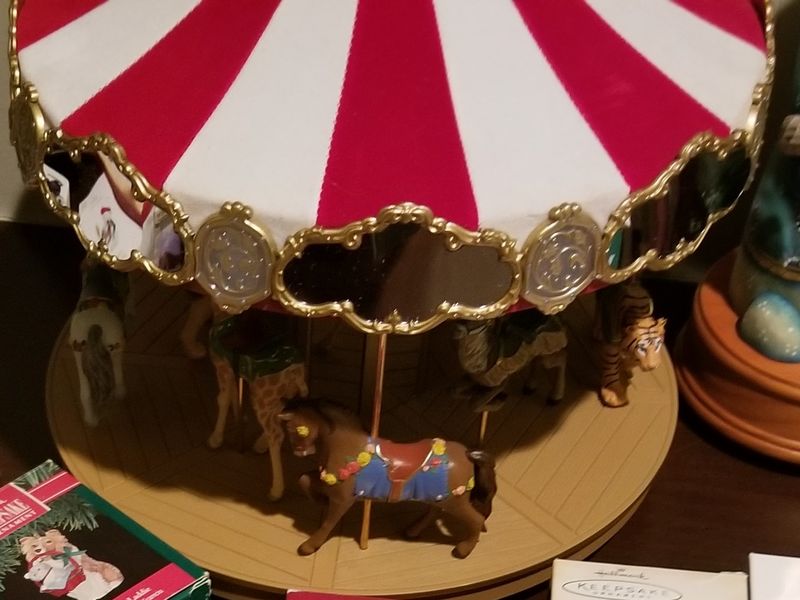 Carousel Ride - Display Stand