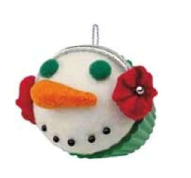 Christmas Cupcakes - Season's Treatings