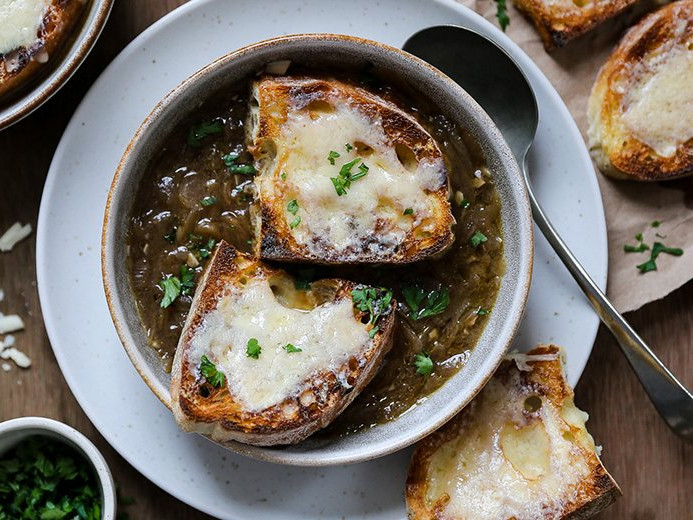 French Onion Soup (Soupe à l'Oignon) recipe, French, Soups