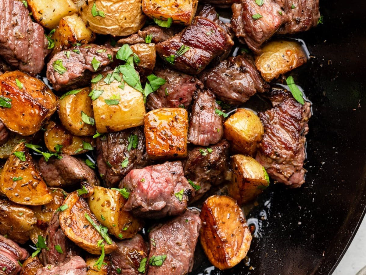 Garlic Butter Steak Bites recipe, American, Main Courses
