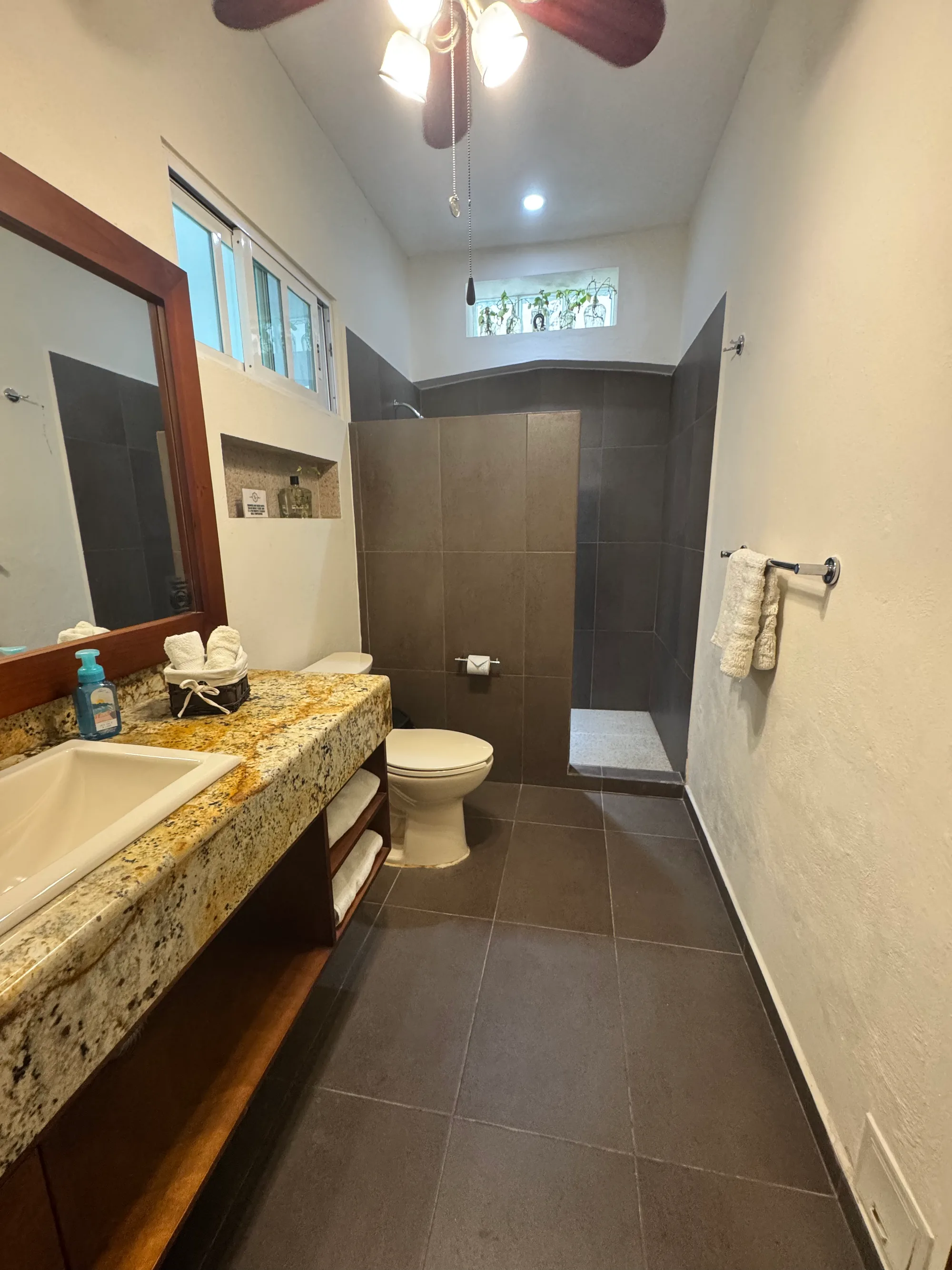 Elite Room 4