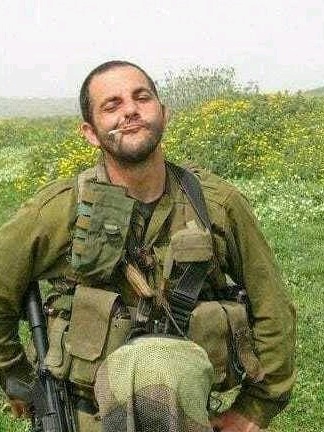 Meet יעקב  with Yuyyu.com