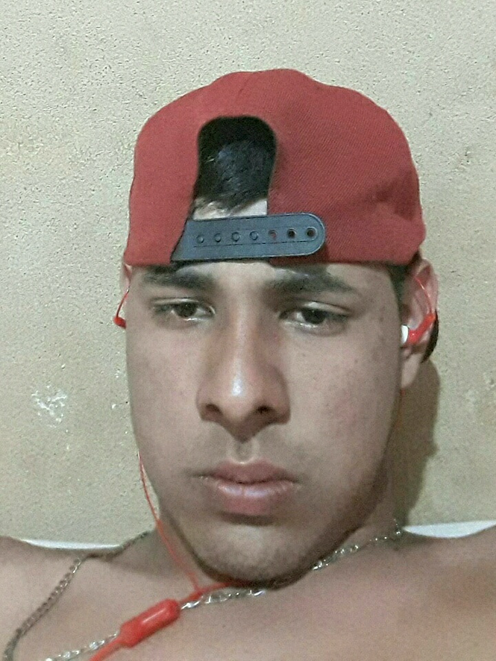 Meet Jesús  with Yuyyu.com