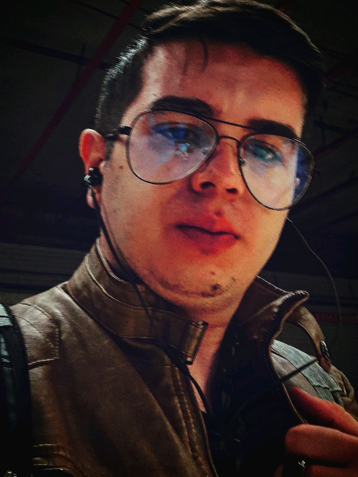 Meet andrei with Yuyyu.com