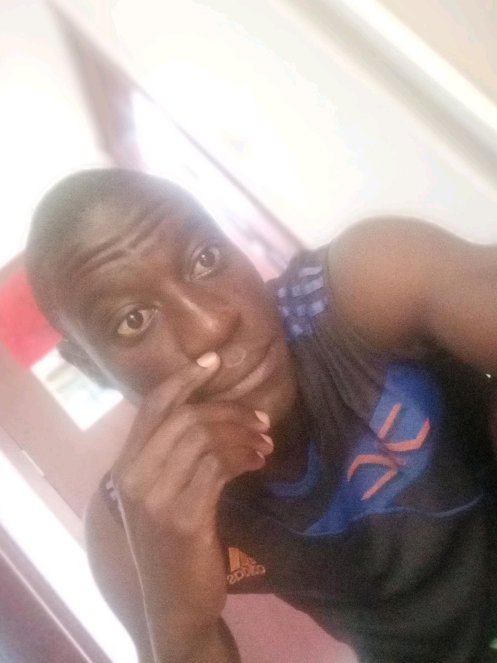 Meet sarr with Yuyyu.com