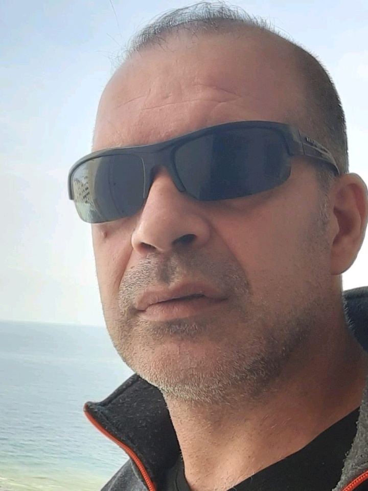 Meet mehmet anil with Yuyyu.com