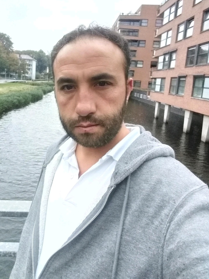 Meet yılmaz kurt with Yuyyu.com