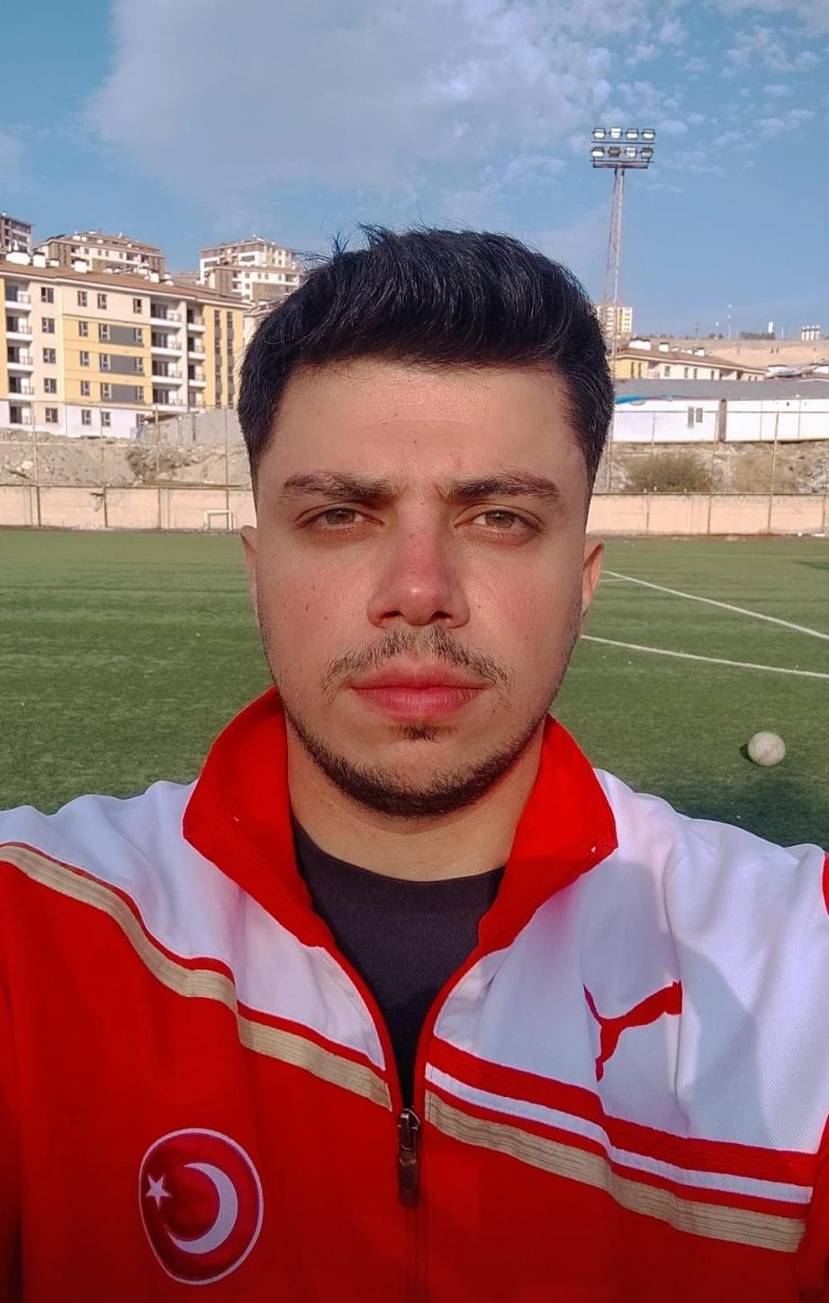 Enes Faruk Ayaz - Yüzme Antrenörü