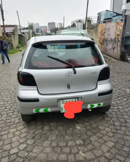 modal  vitz 2004