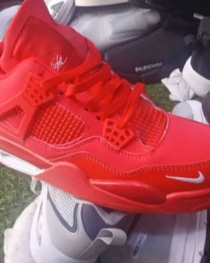 Jordan 4
