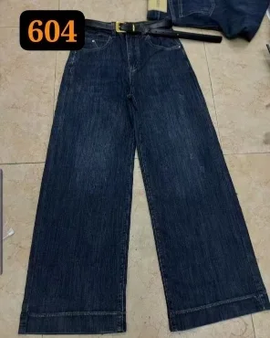 Women's jeans