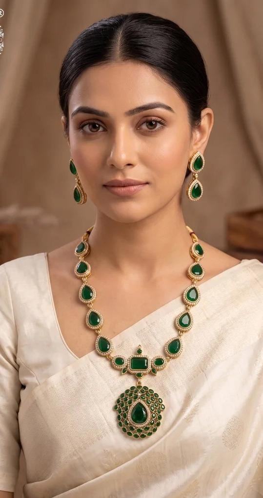Elegant Emerald Green Kundan Necklace Set 