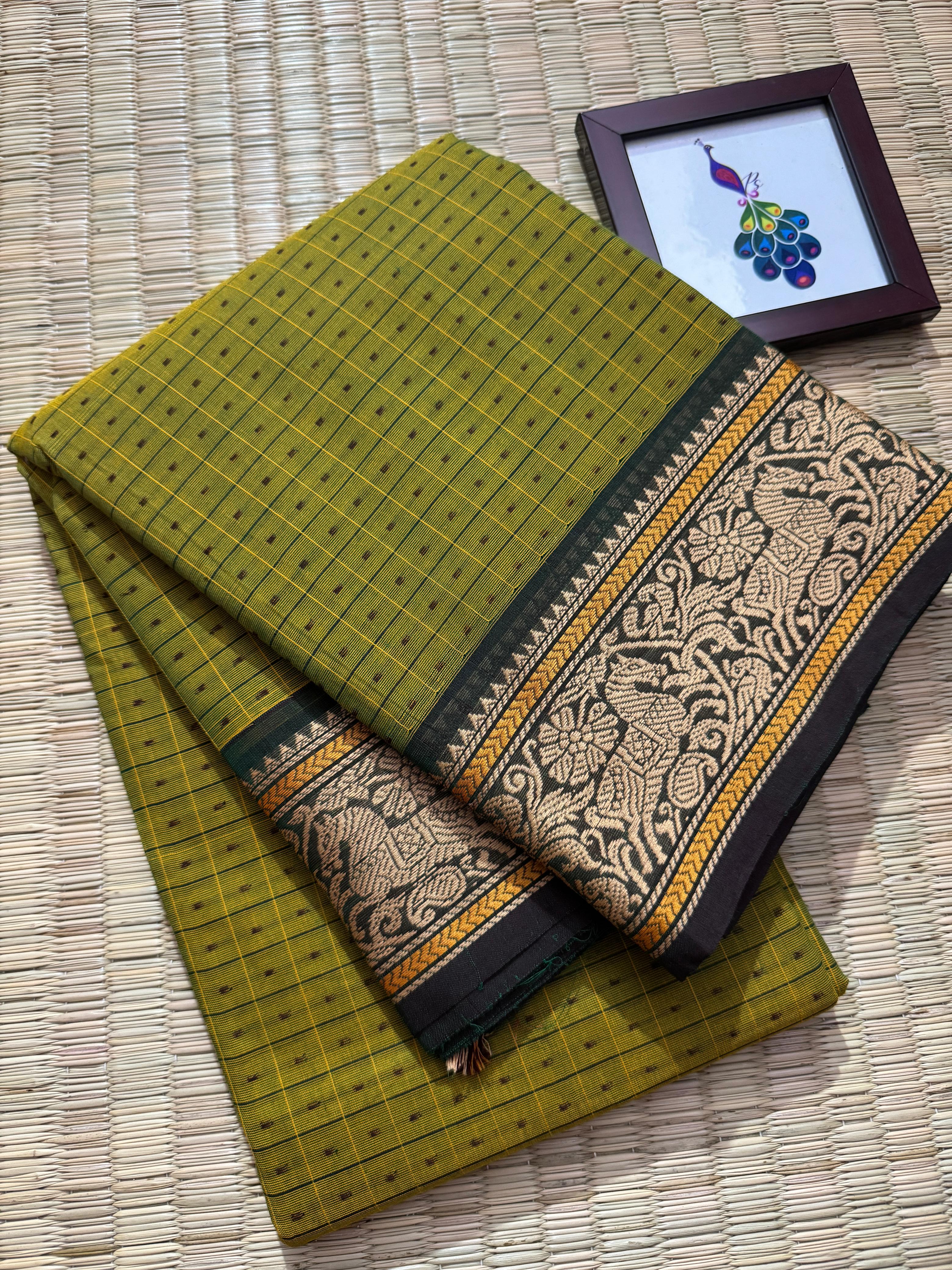 Laksha Deepan Checked Cotton Saree with Elegant Heritage Pallu