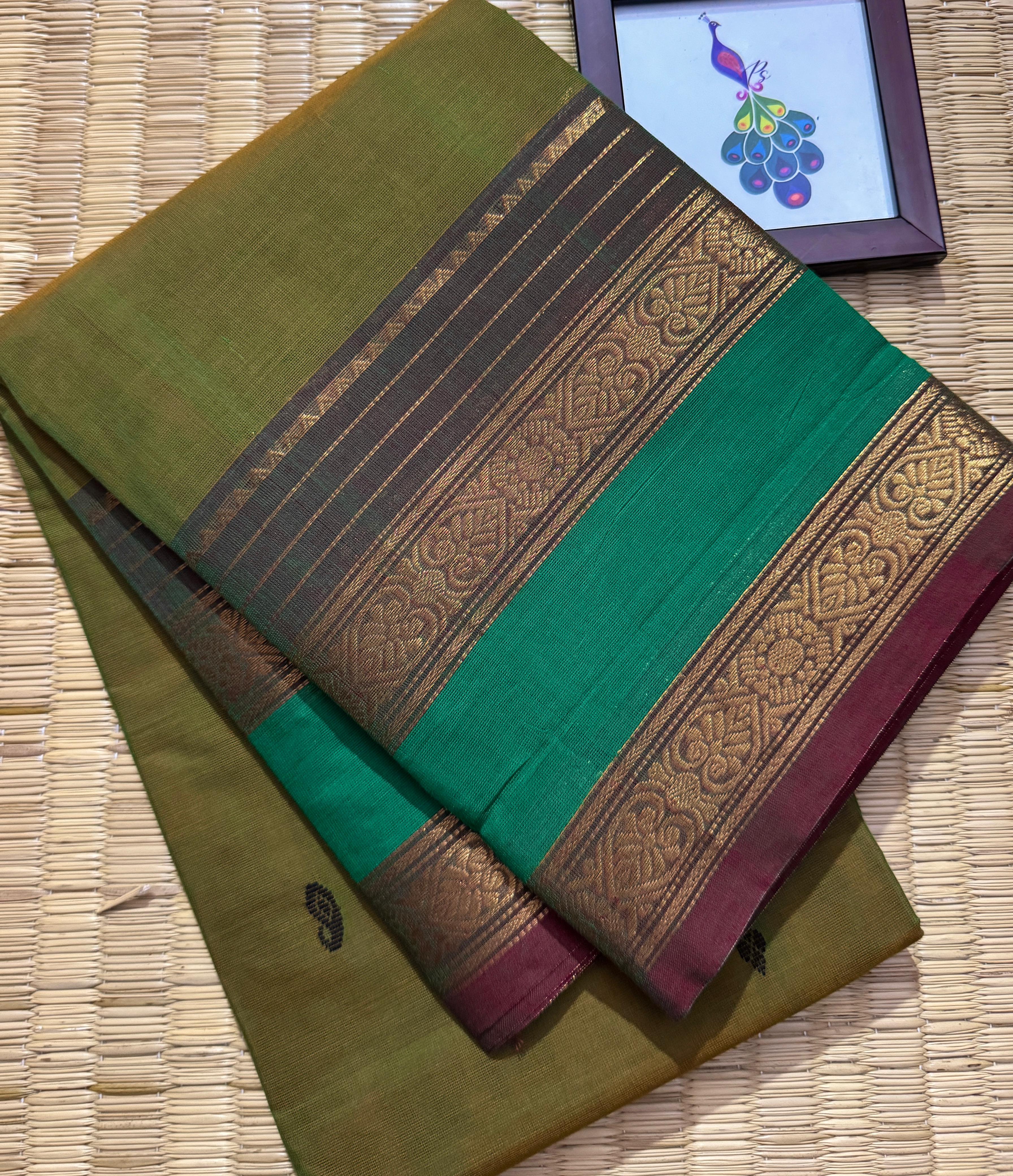 Elegant Handwoven Butta Saree with Premium Zari Work