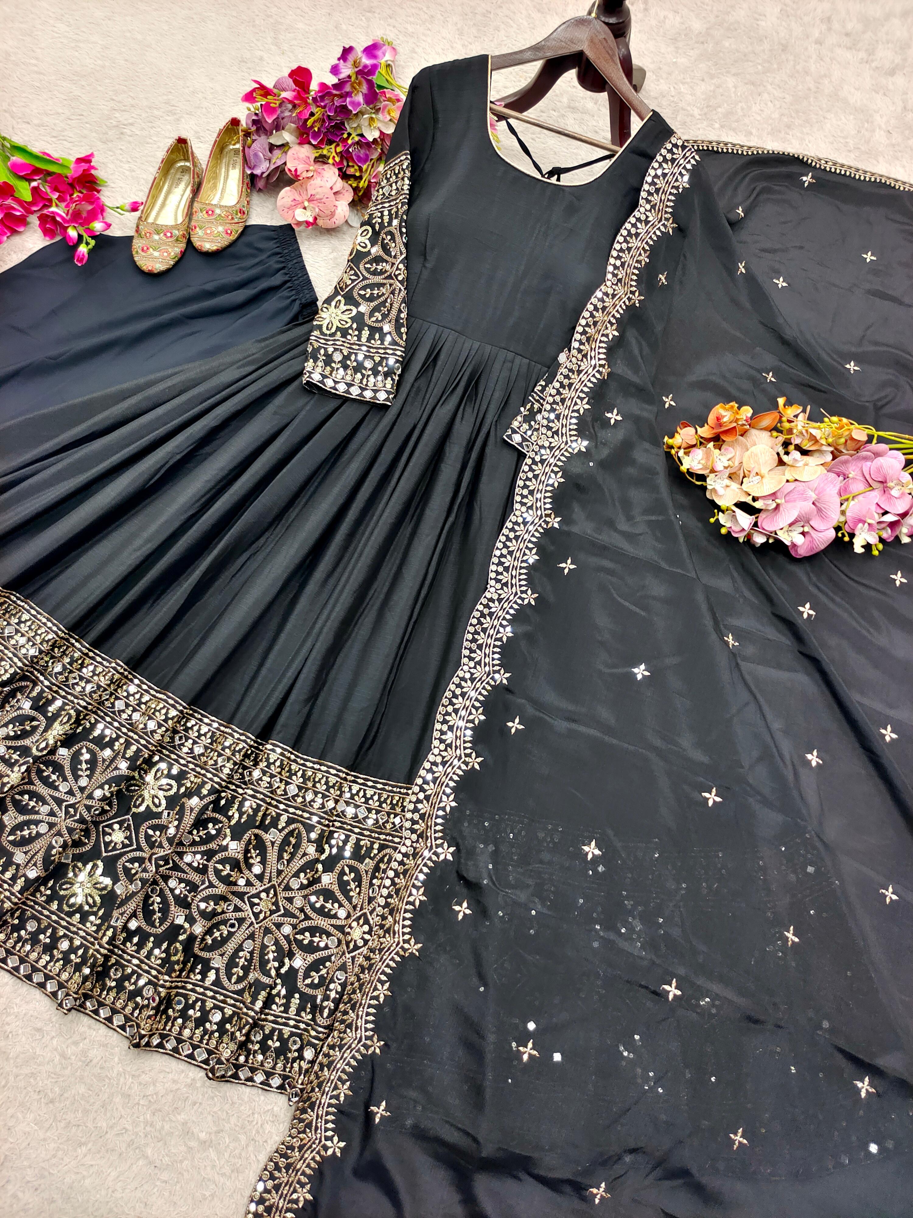 Chinon Silk Gown Set