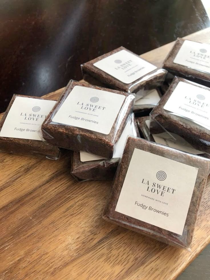 Classic BROWNIES - view 3