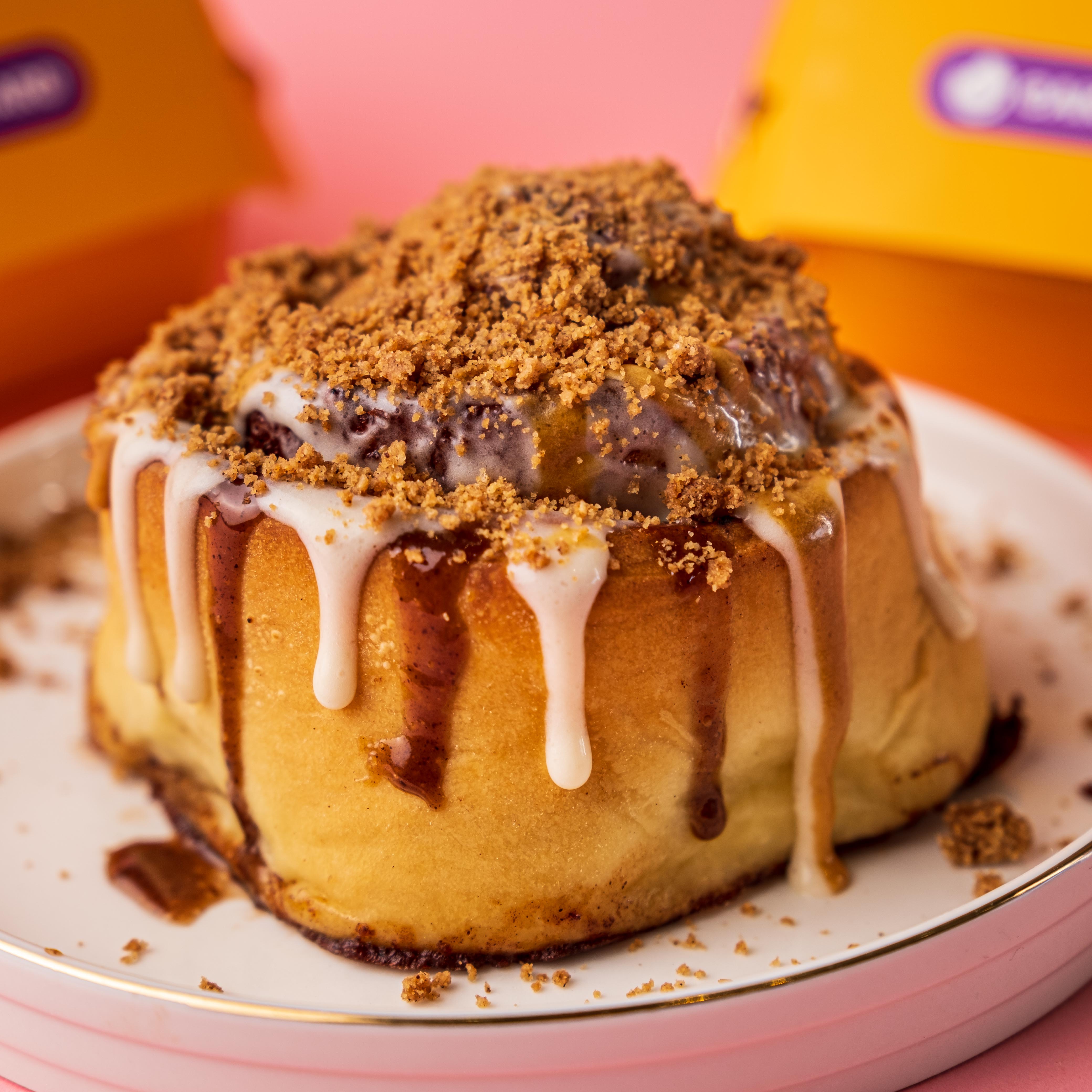 Pistachio Cinnamon Roll - view 3