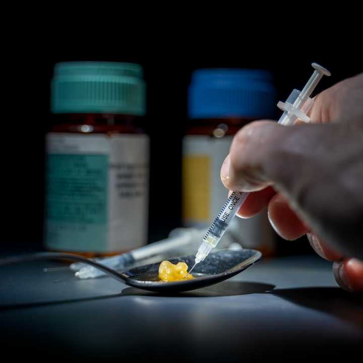Heroin a vang tan