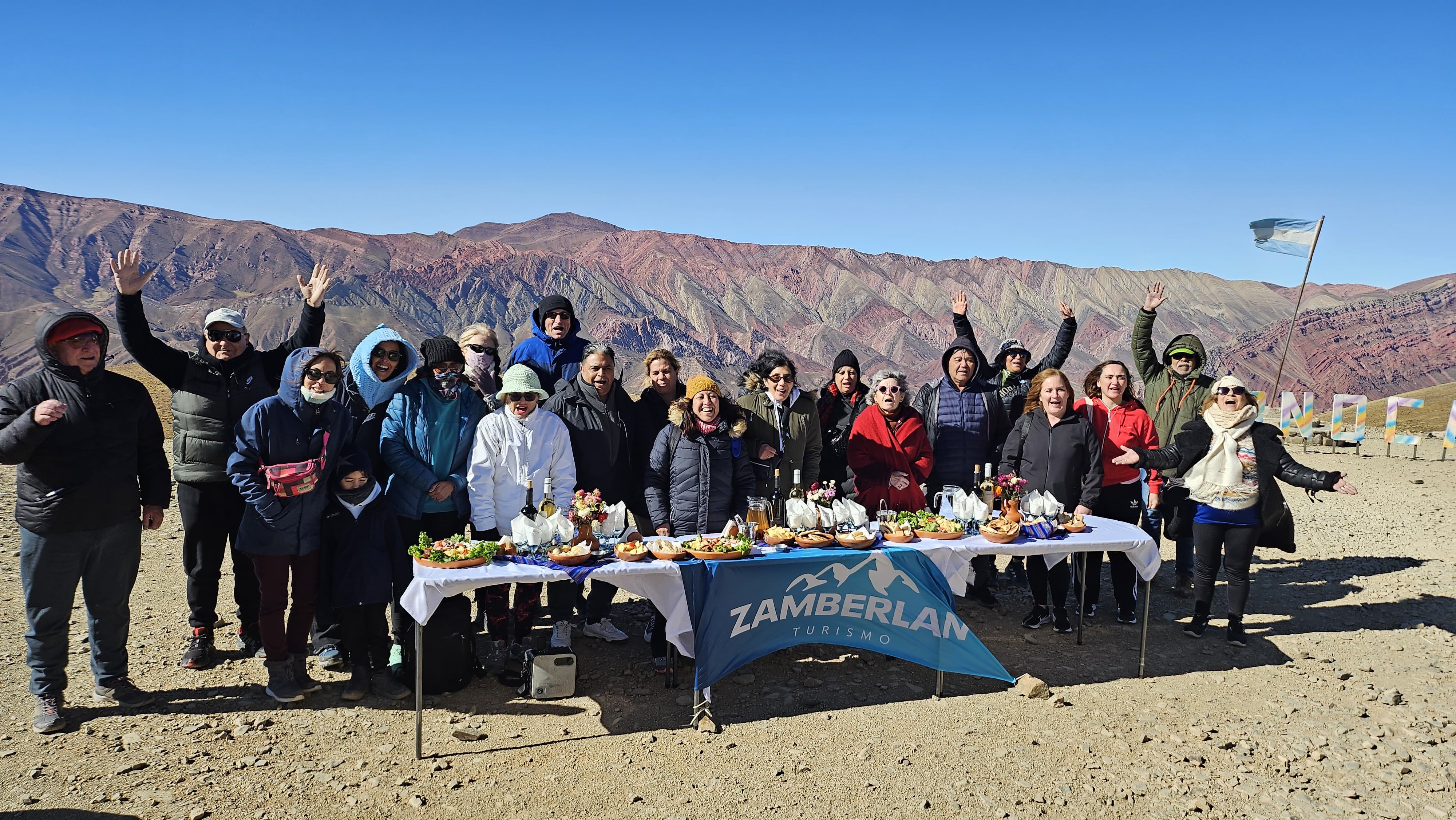 Hornocal, Cerro de los 14 Colores!! 