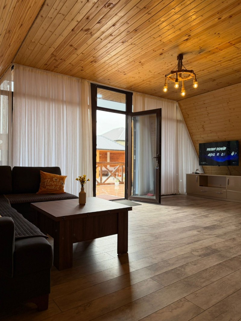 Qusarda günlük A-frame