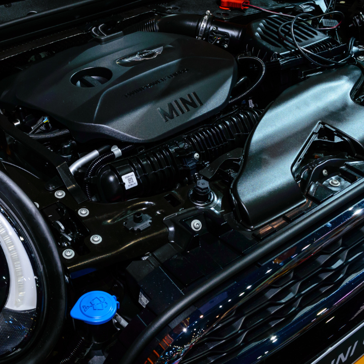 Mini Cooper Engine