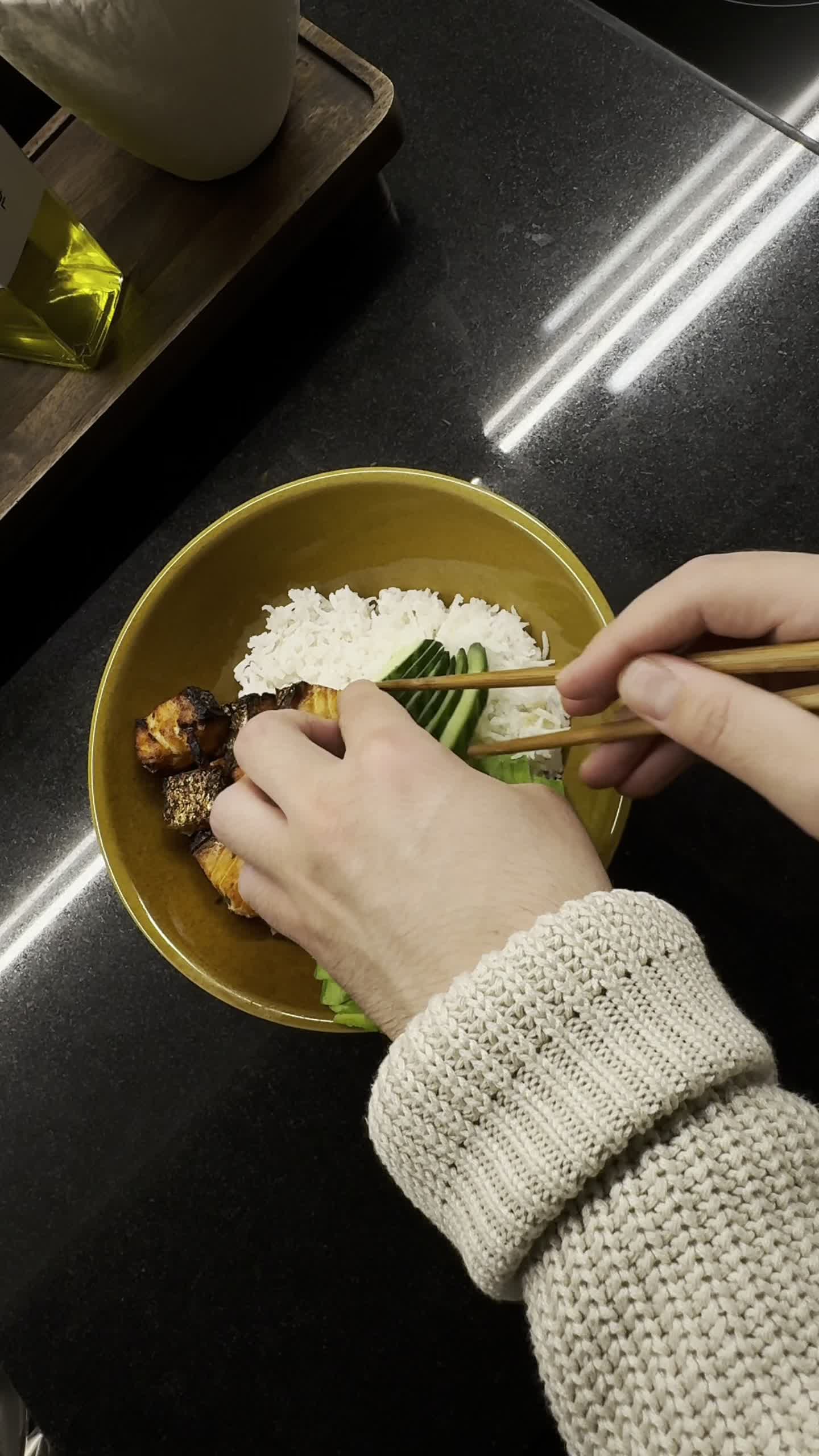Healthy Salmon & Rice Bowl