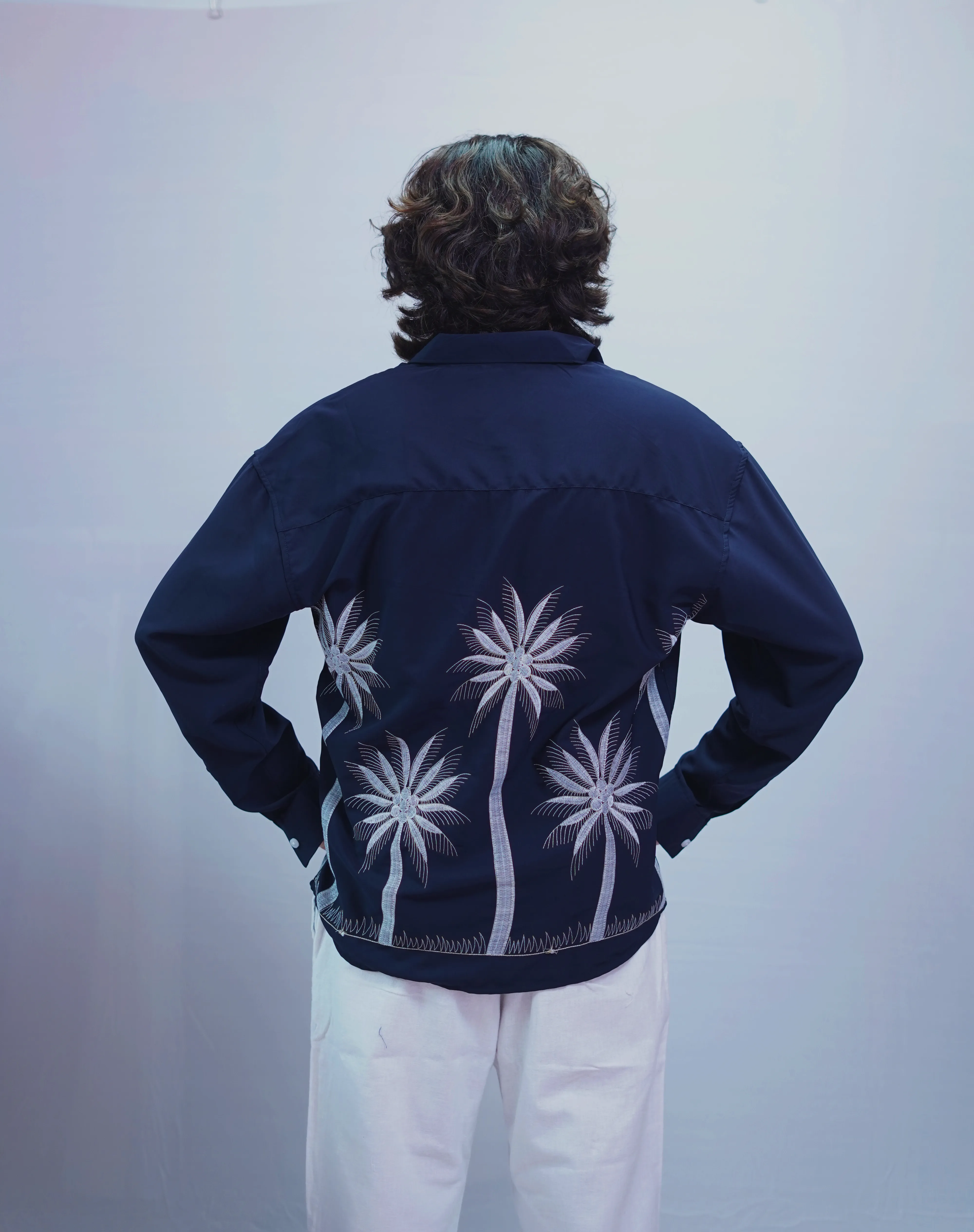 NAVY TREE EMBROIDERY SHIRT