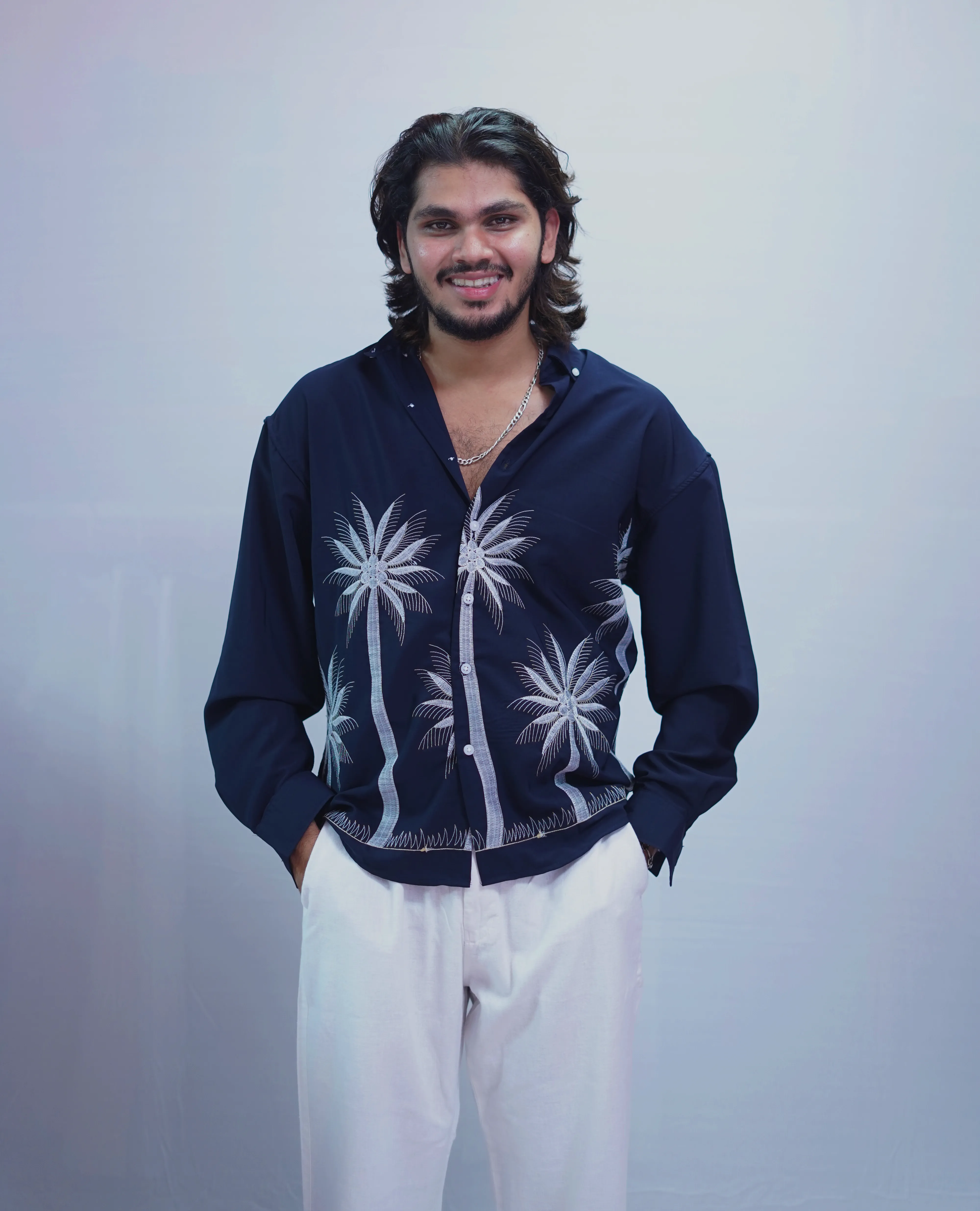 NAVY TREE EMBROIDERY SHIRT