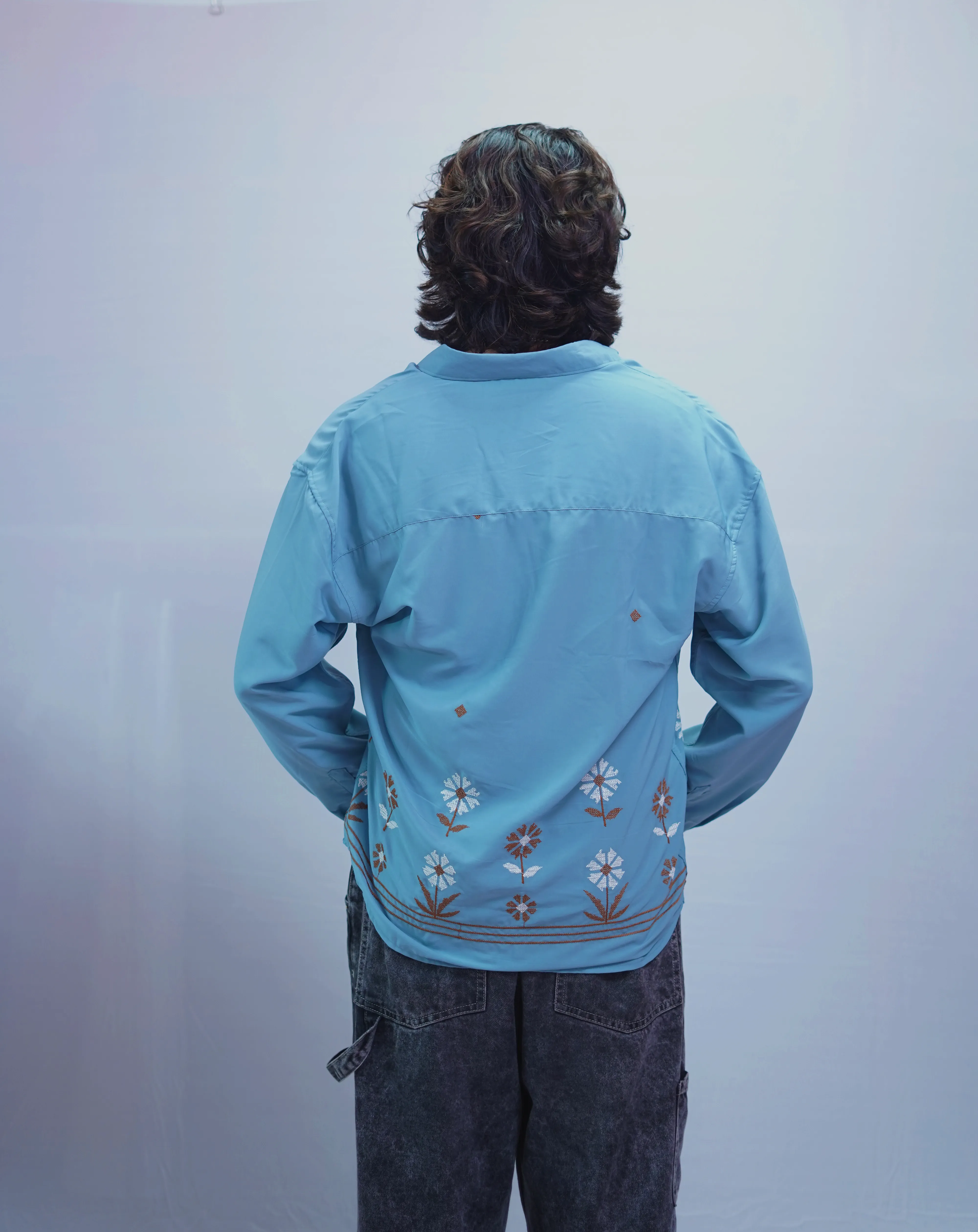 OCEAN BLUE FLOWER EMBROIDERY SHIRT