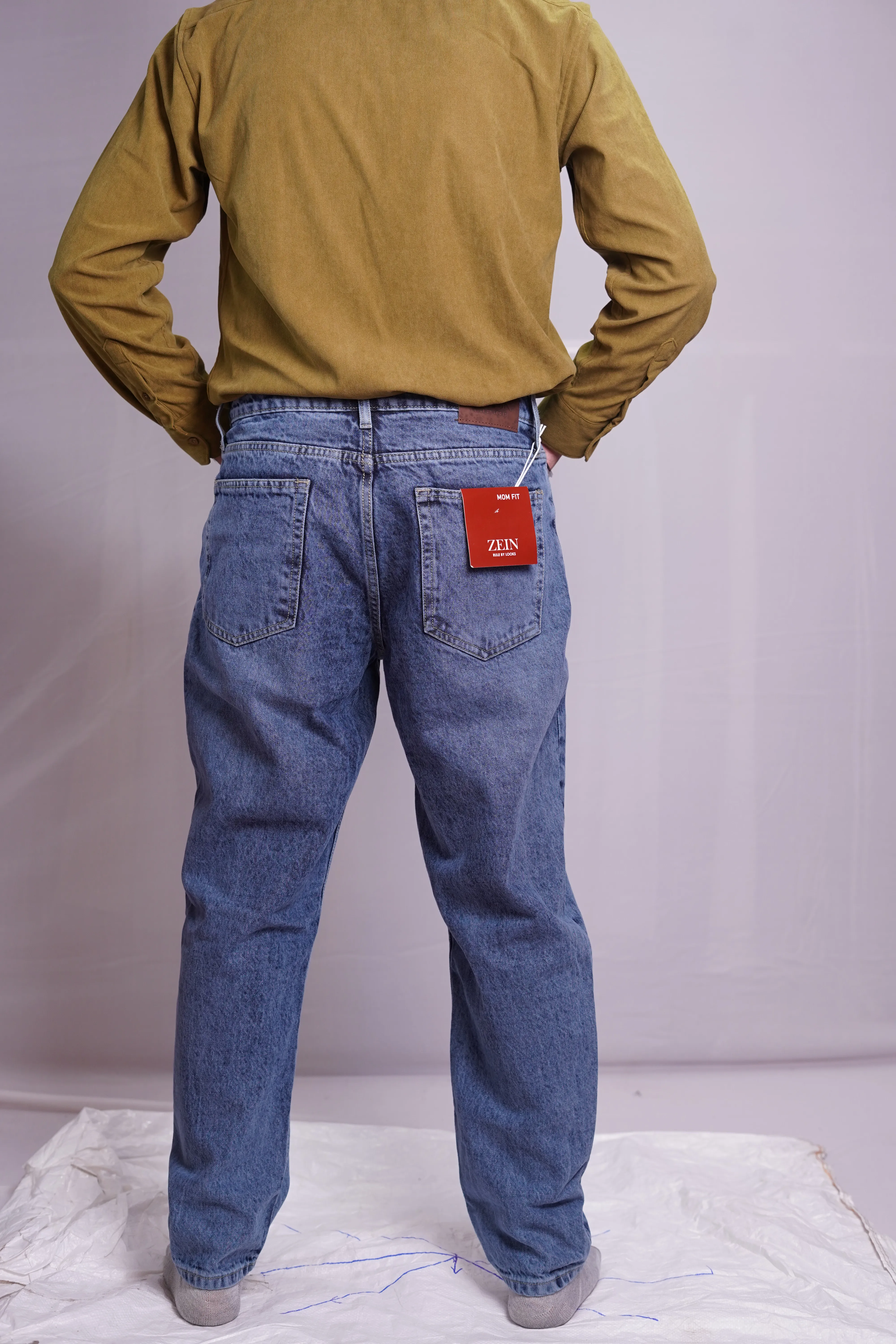 BLUE WASHED MOMFIT DENIM JEAN, photo 4 of 4