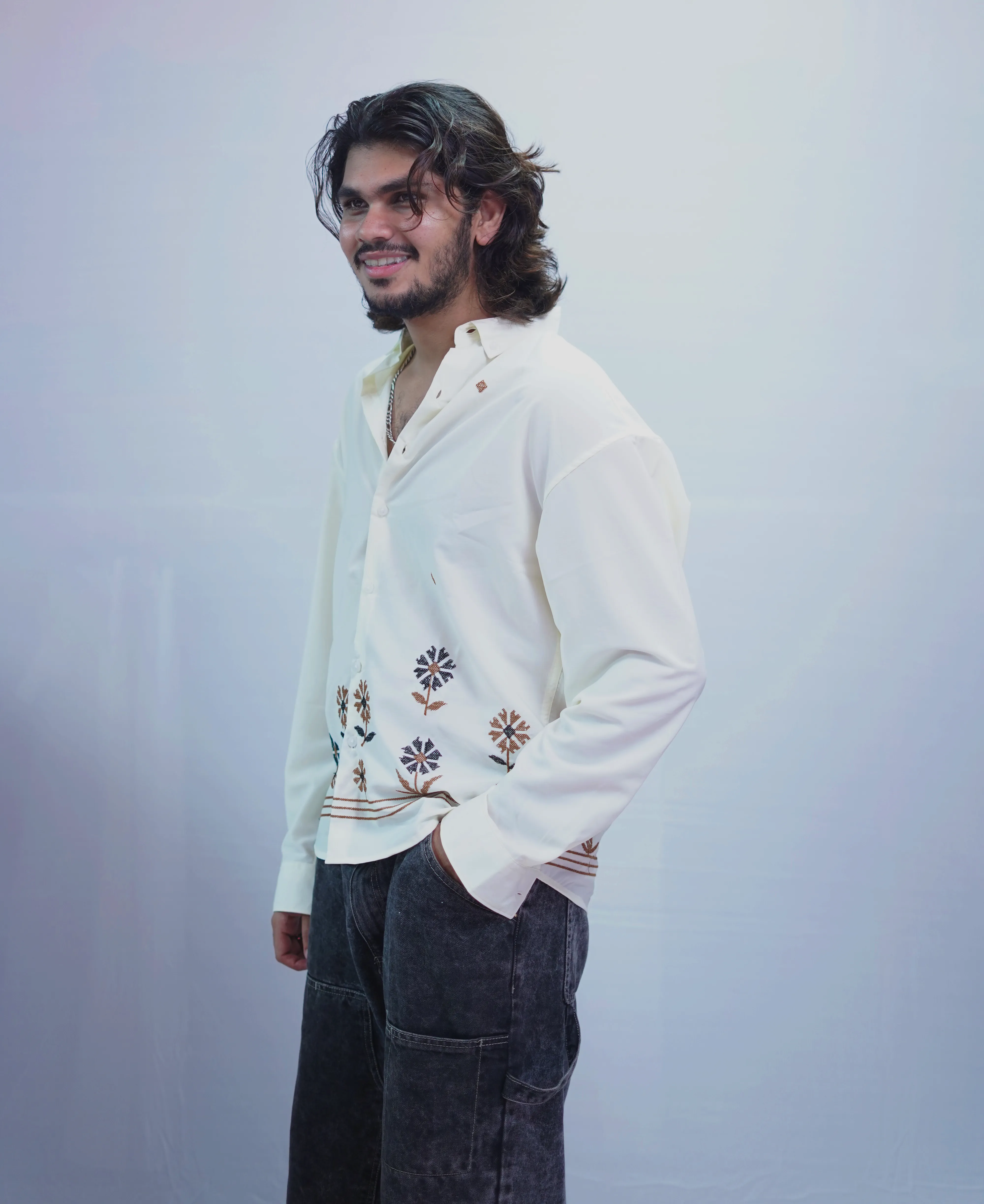 OFF WHITE FLOWER EMBROIDERY SHIRT