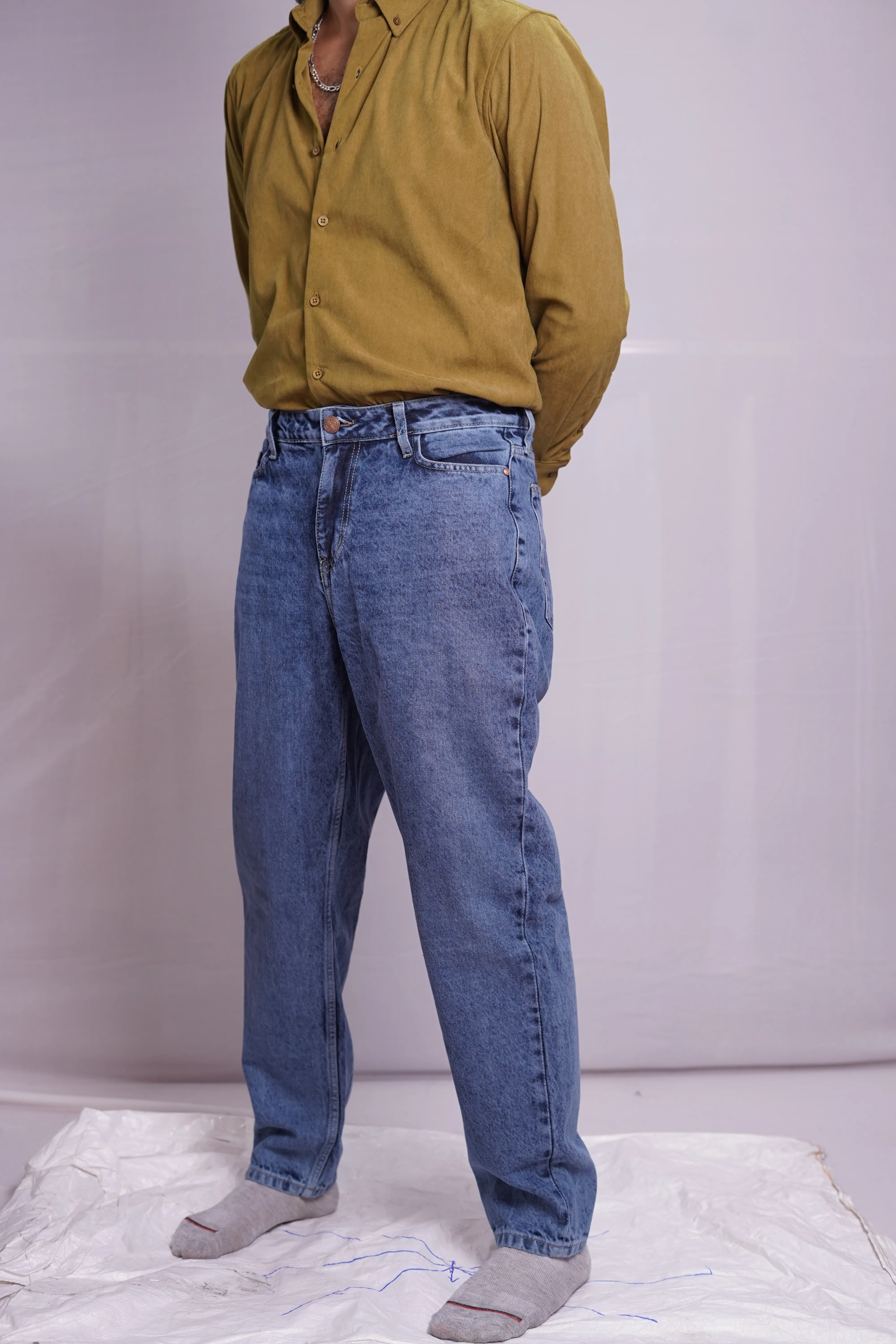 BLUE WASHED MOMFIT DENIM JEAN, photo 1 of 4