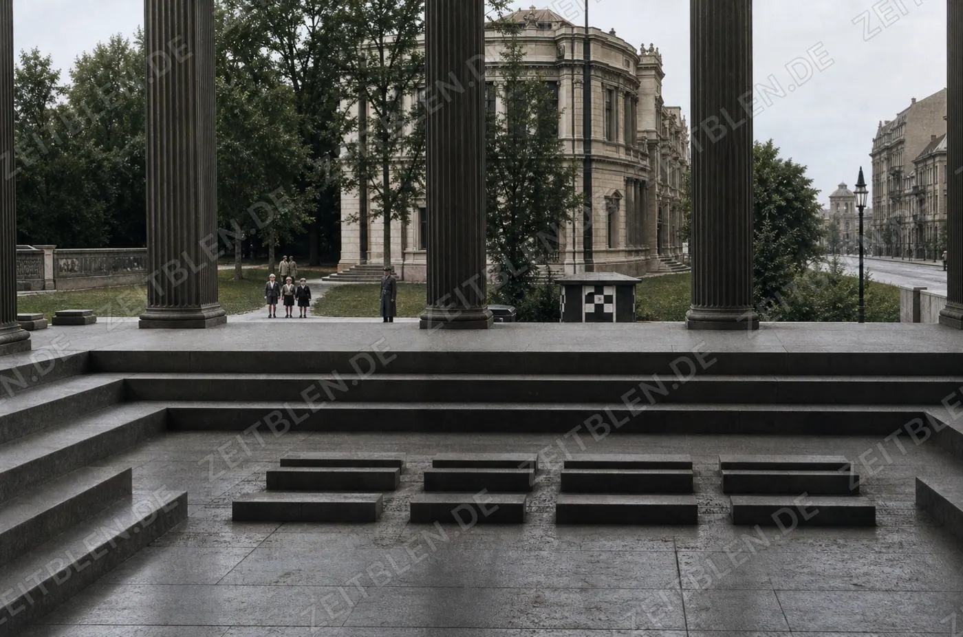 Leerer NS-„Ehrentempel“ am Münchner Königsplatz
