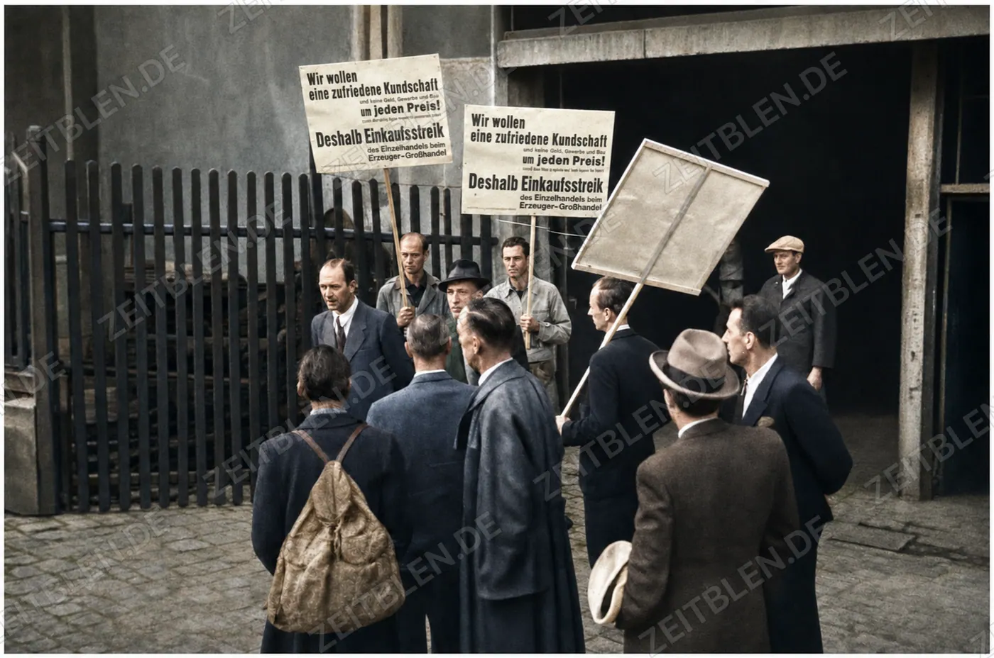 Einkaufsstreik von Straßenhändlern an der Großmarkthalle München, 1948