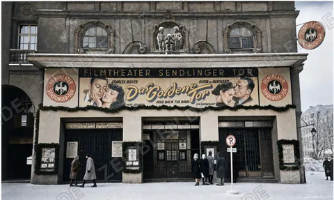 Filmtheater Sendlinger Tor mit Plakat zu "Das goldene Tor"